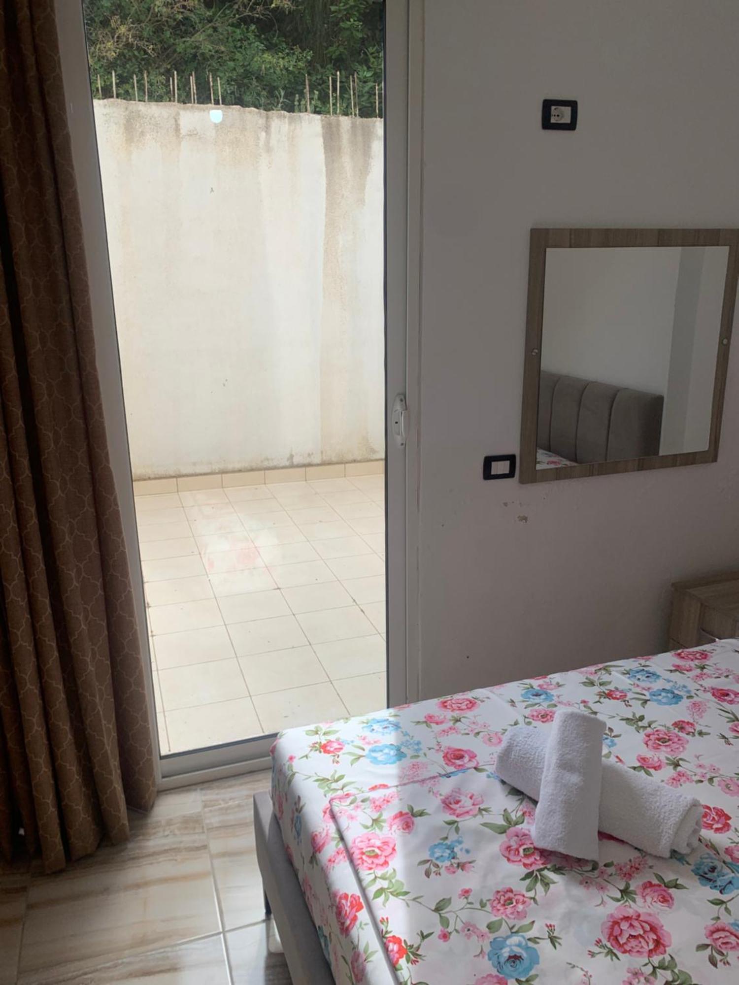 Adriatik Apartaments Sarande Luaran gambar
